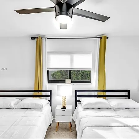 Cozy Stay Fort Lauderdale Exterior photo