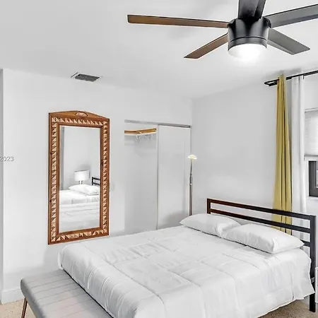 Cozy Stay Fort Lauderdale Exterior photo